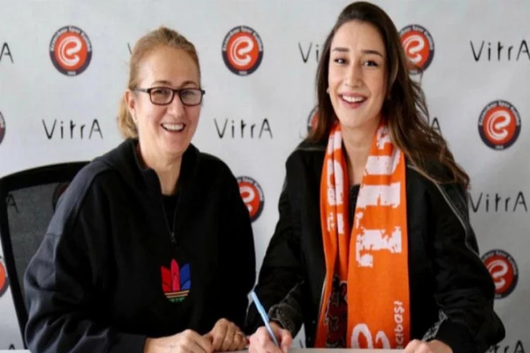 Eczacıbaşı VitrA, Hande Baladın ile sözleşme yeniledi