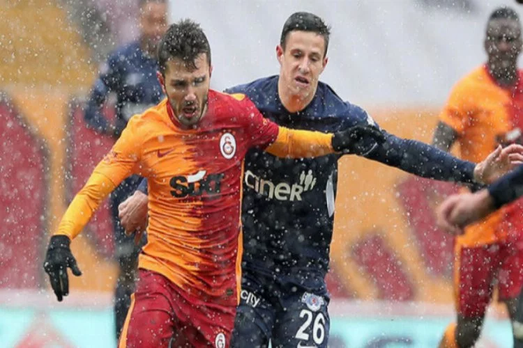 Galatasaray - Kasımpaşa maçında tartışmalı penaltı pozisyonu!