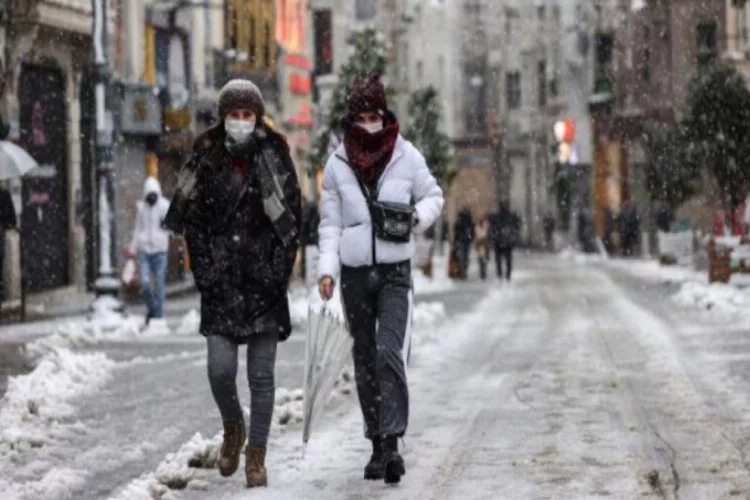 İstanbul'da kar yağışı devam edecek mi? Meteoroloji'den bir rapor daha