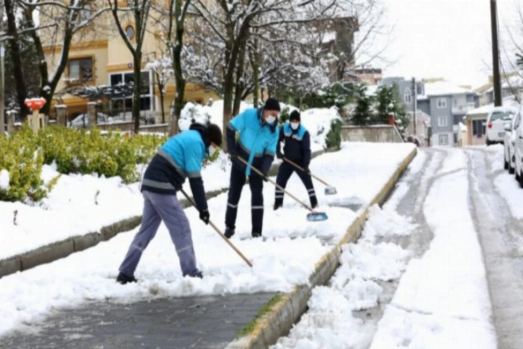 Bursa Nilüfer'de karla mücadele