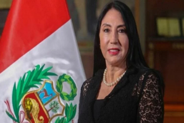 Peru'da hükümet yetkililerine gizli aşılama skandalı