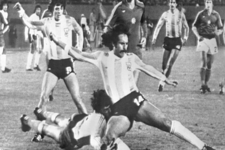Arjantinli eski futbolcu Leopoldo Luque hayatını kaybetti