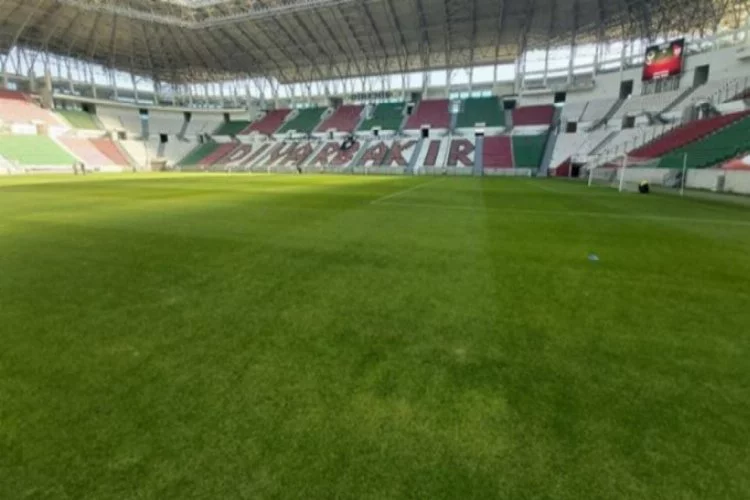 Diyarbakır Stadı'nın zemini göz kamaştırıyor