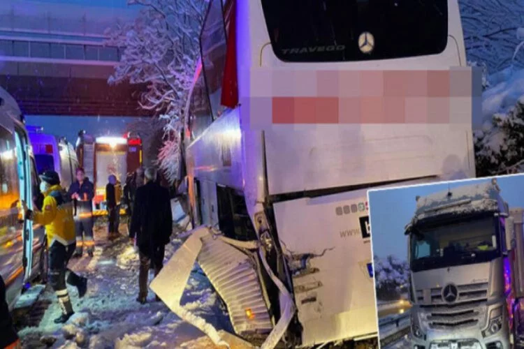 2 otobüs ile 1 TIR çarpıştı: 6 yaralı