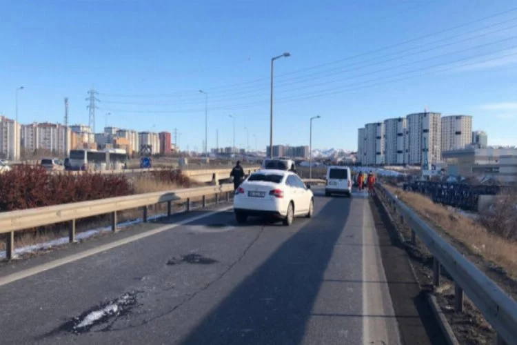 Ankara'da pikap kamyonete çarptı: 1 ölü
