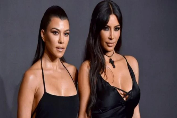 Kardashian, müzisyen arkadaşıyla yaşadığı aşkı resmen ilan etti