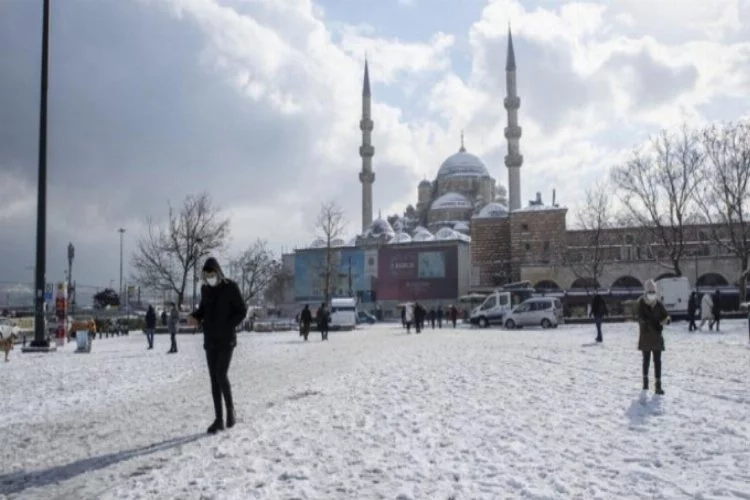 İstanbul için karla karışık yağmur uyarısı yapıldı