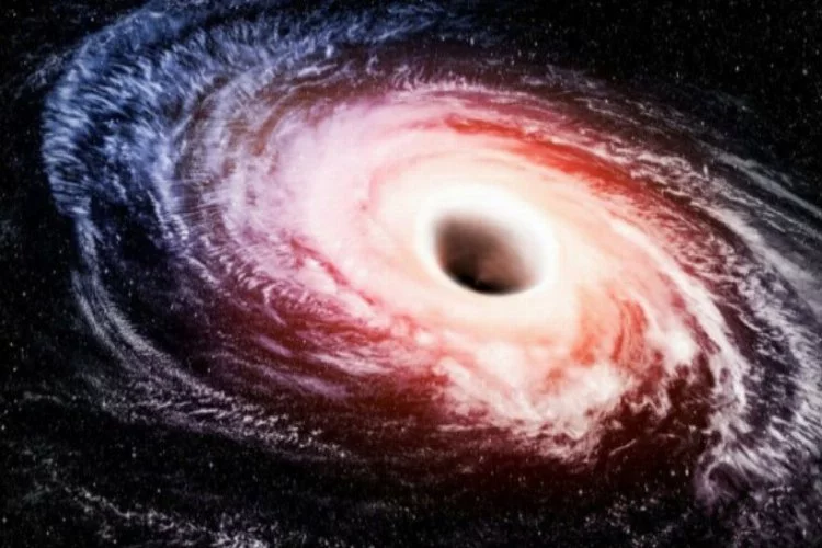 Bulunan ilk kara delik hesaplanandan daha büyük