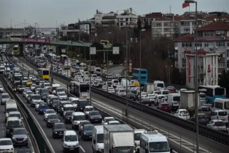 Korkulan eşik aşıldı: Trafik tüm güne yayılıyor