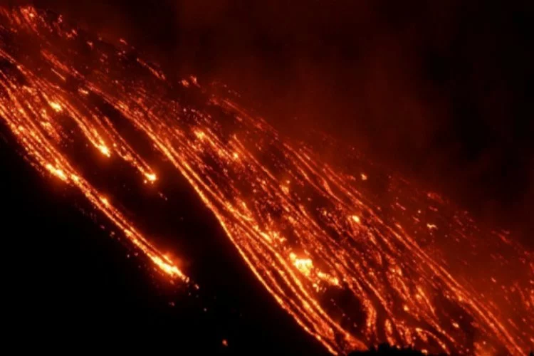 Etna yanardağı en son ne zaman patladı?