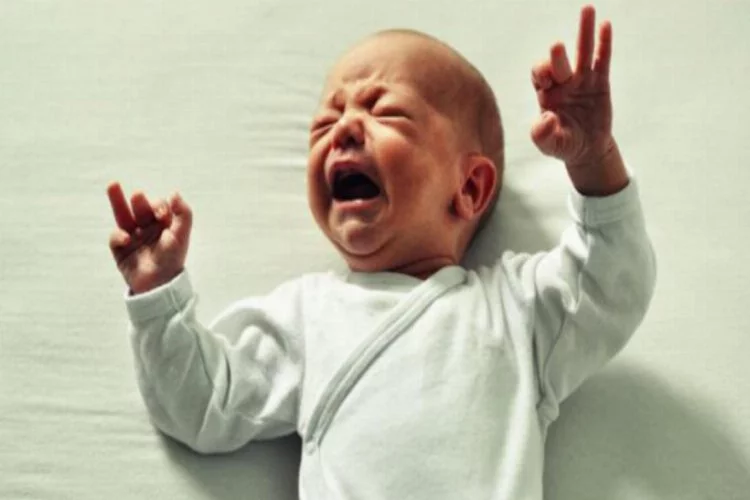 Bebek migreninin nedeni 'kolik' olabilir