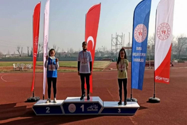 Bursa Mudanyalı atletlerden yılın ilk madalyaları