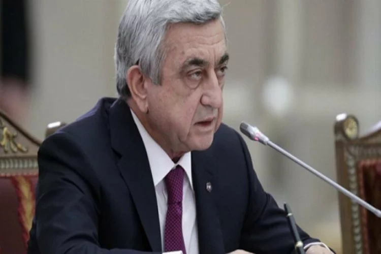 Sarkisyan, Paşinyan'ın Genelkurmay Başkanı'nı kovmasını reddetti!
