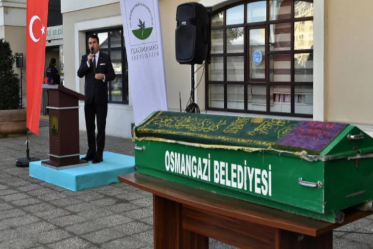 Bursa Osmangazi'den kurucu başkana veda töreni