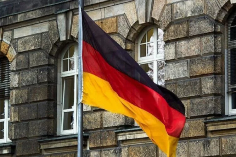 Almanya'da yıllık enflasyon beklentinin üzerinde arttı