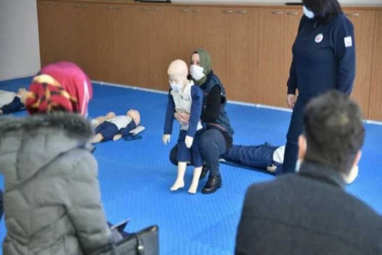 Bursa Büyükşehir Belediye personeline afet eğitimi