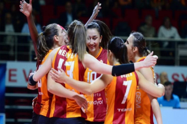Voleybolda 3 Türk takımı, Avrupa kupalarında finale yükseldi
