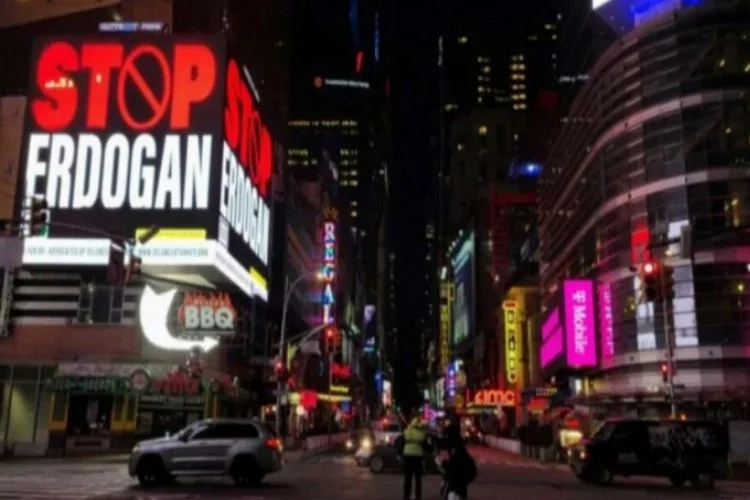 Times Meydanı'ndaki 'Stop Erdoğan' reklamına AK Parti'den tepki