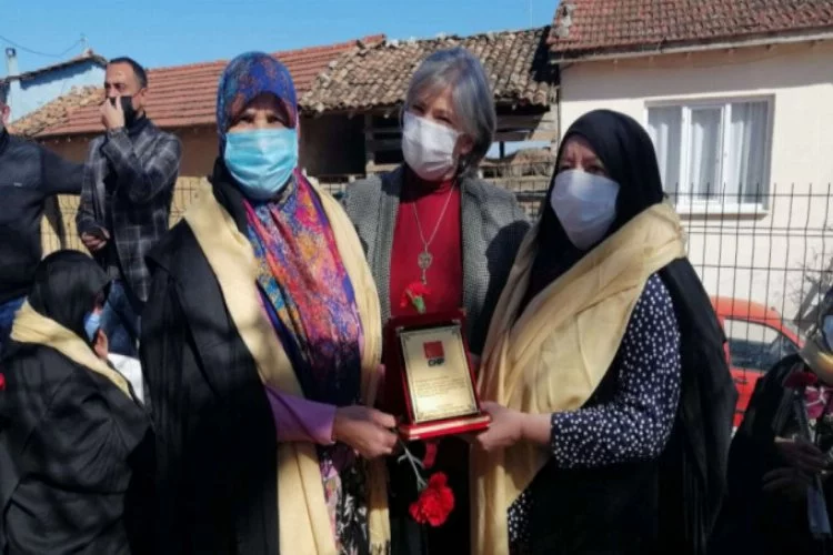 Bursa'da CHP'den direnen Kirazlıyayla'ya dayanışma ziyareti