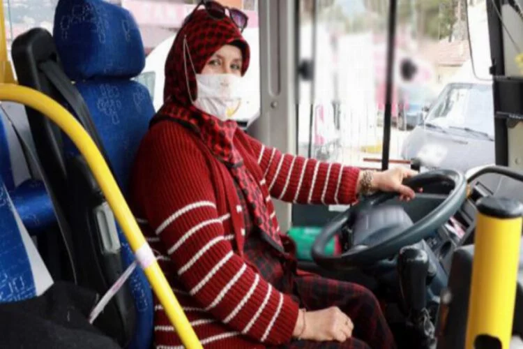 Kadın otobüs şoföründen 'Kadın isterse her işi başarıyla yapabilir' mesajı