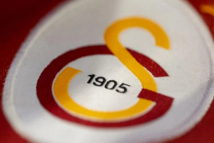 Galatasaray HDI Sigorta Kadın Voleybol Takımı'nda bir oyuncunun testi pozitif çıktı