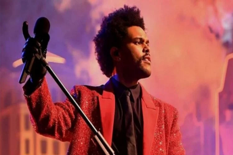 The Weeknd 1 yıl boyunca listeden inmedi