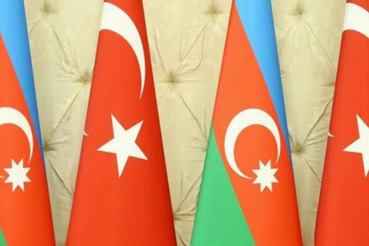 Türkiye ile Azerbaycan arasında kimlikle seyahat dönemi başlıyor