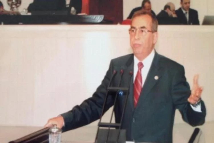 Bursa eski milletvekili Demirel'den Karaismailoğlu'na hızlı tren sorusu