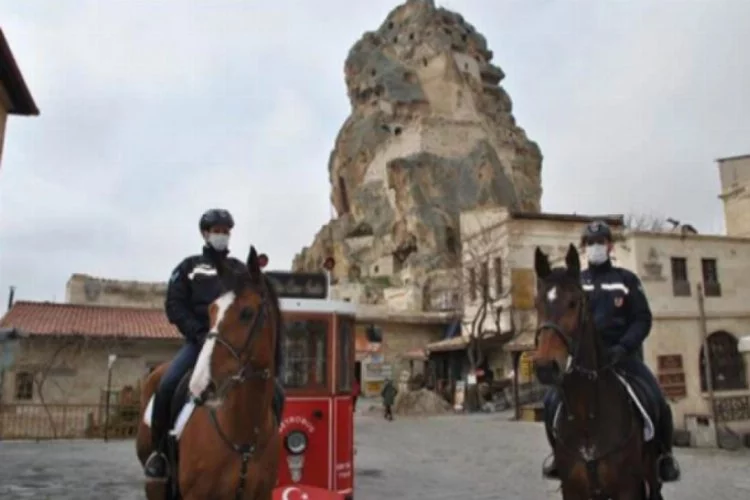 Atlı jandarma birlikleri Kapadokya'da devriyeye başladı