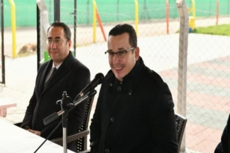 Bursa Mustafakemalpaşa Belediye Başkanı Kanar, geleceğin başkanları ile buluştu
