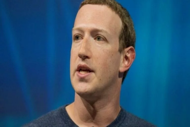 Facebook'un sızan verileri arasında Zuckerberg'in telefon numarası da var