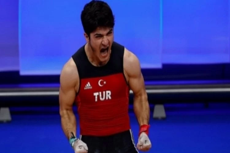 Muhammed Furkan Özbek Avrupa şampiyonu