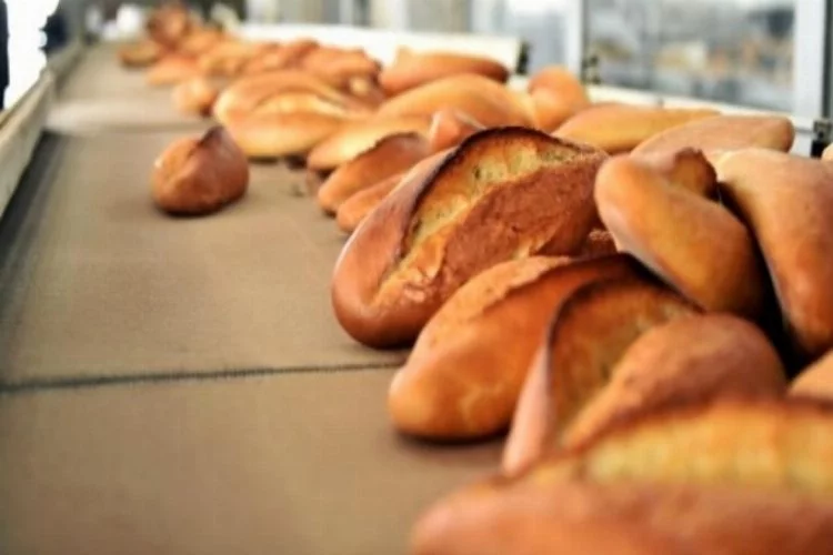 Mansur Yavaş'tan Ramazan müjdesi: Ekmek 1 TL'ye satılacak