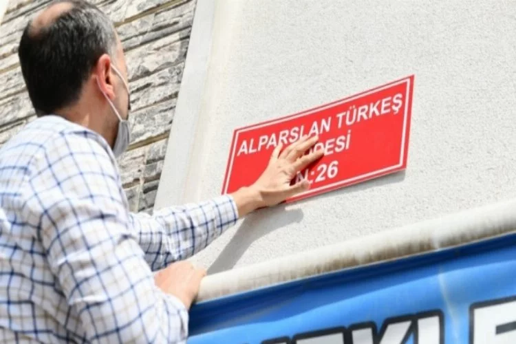 Alparslan Türkeş ismi Bursa Mustafakemalpaşa'da yaşatılacak