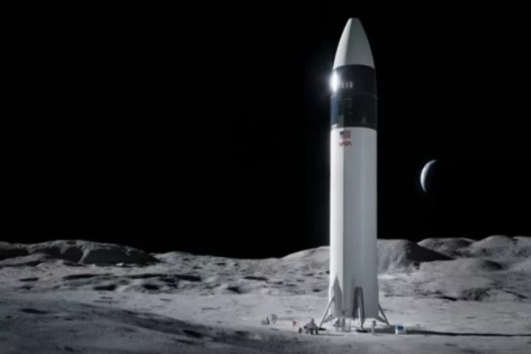 NASA, Ay'a inecek kapsülün inşası için SpaceX'i seçti