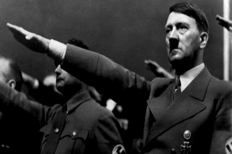 Müzayede evine 87 bin 500 dolarlık Hitler tepkisi