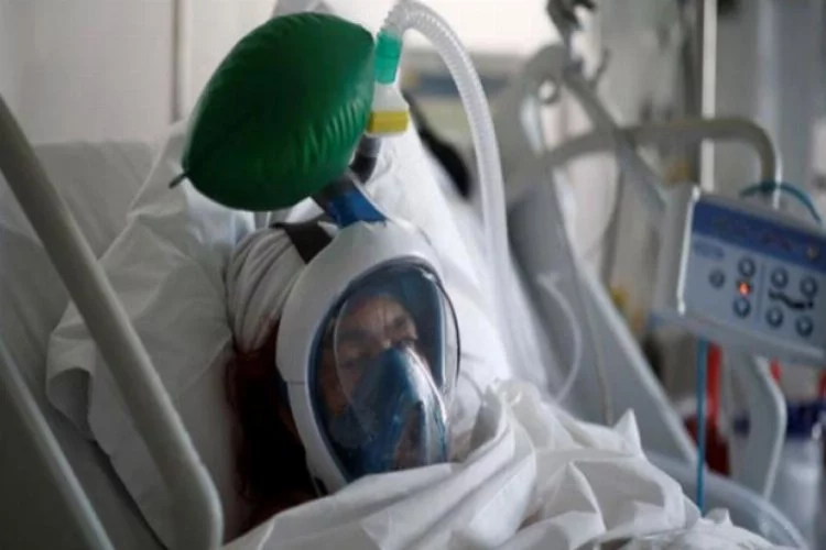 Hindistan'da 22 hasta oksijensiz kalarak can verdi