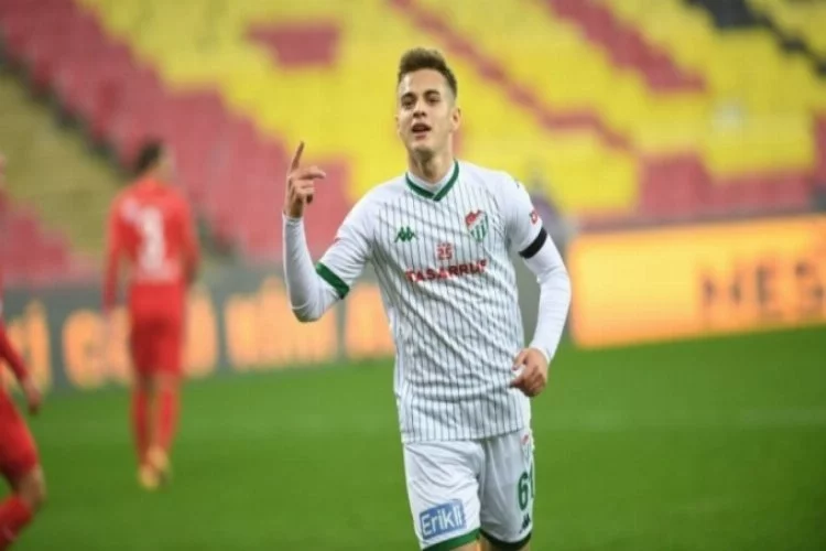 Bursaspor'da gollere santrfor oyuncularının katkısı