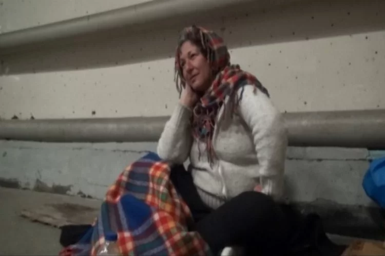 Bursa Büyükşehir Belediyesi pazar yerindeki evsiz kadına sahip çıktı