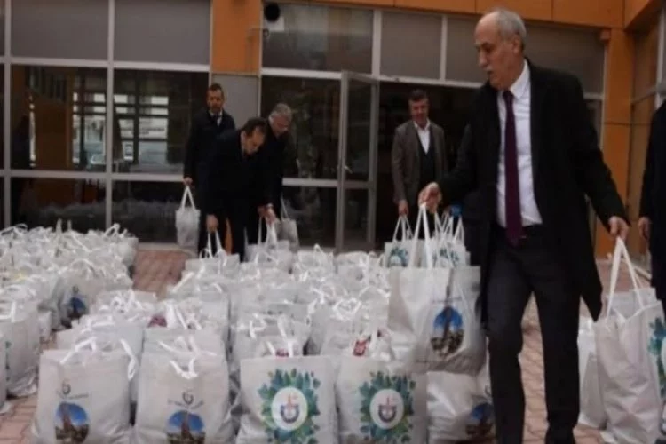 Bursa Yenişehir Belediyesi Başkanı Aydın'dan hasta ailelere yardım eli!