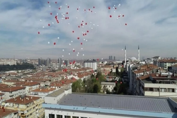23 Nisan'da 101 okuldan 101 balon gökyüzüne bırakıldı
