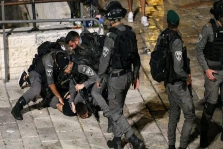 İsrail polisi 50'den fazla Filistinliyi gözaltına aldı