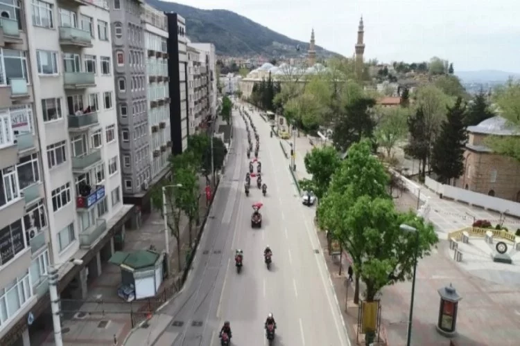 Bursa'da motosikletli polis ekipleri 23 Nisan için şehri turladı