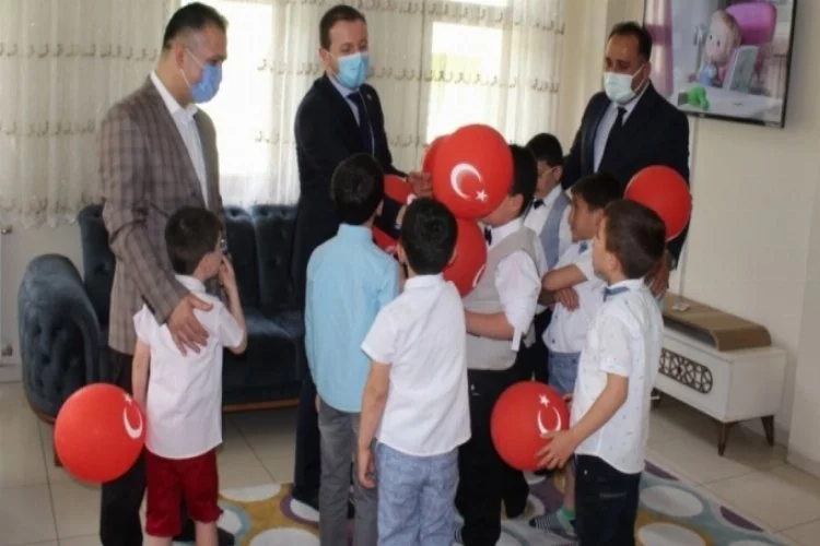 AK Parti Bursa Milletvekili Ahmet Kılıç'tan yetiştirme yurduna ziyaret