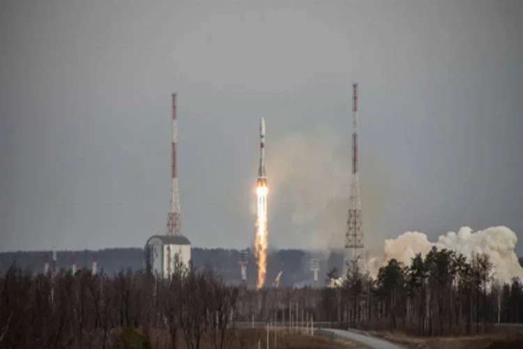 Rusya uzayda rekor tazeledi