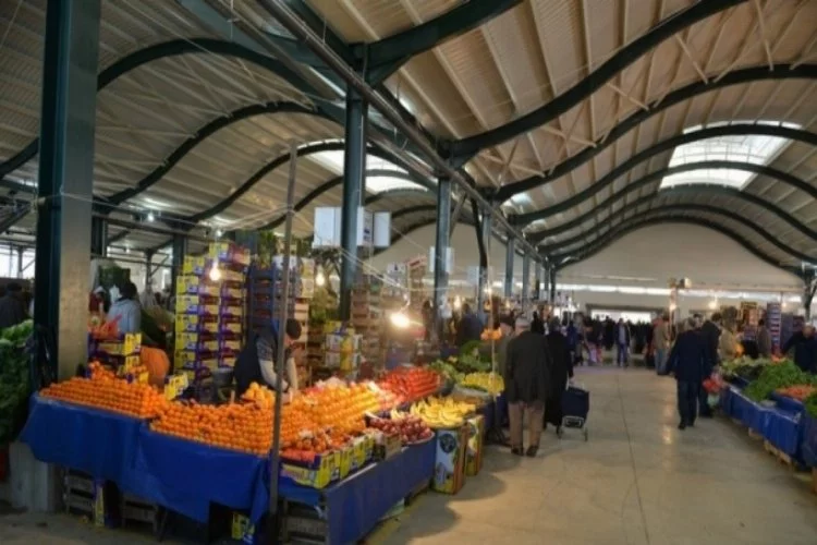Bursa'da semt pazarlarına tam kapanma düzenlemesi