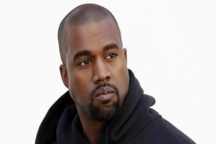 Walmart, Kanye West'i logosunu kopyalamakla suçluyor