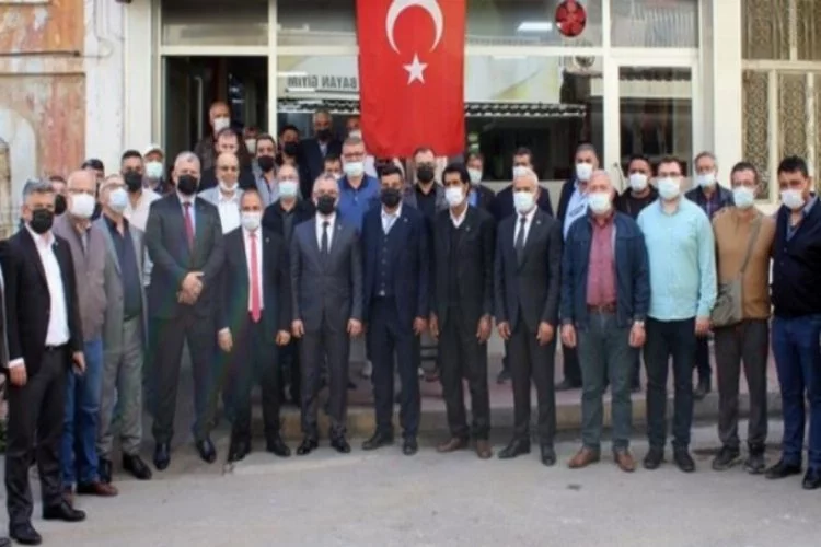 Manisa'da İYİ Parti'den istifa edip MHP'ye geçenlerin sayısı 135 oldu