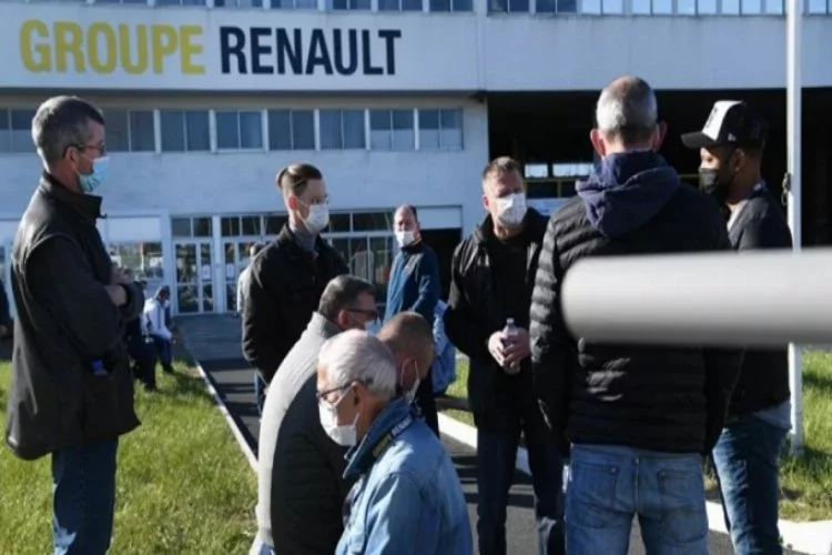 Fransa'da Renault çalışanları, fabrika müdürlerini rehin aldı