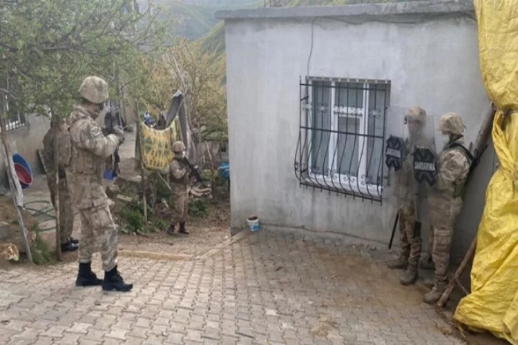 Bitlis merkezli 4 ilde PKK operasyonu: 9 gözaltı